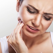 Broken Arrow woman with a toothache.